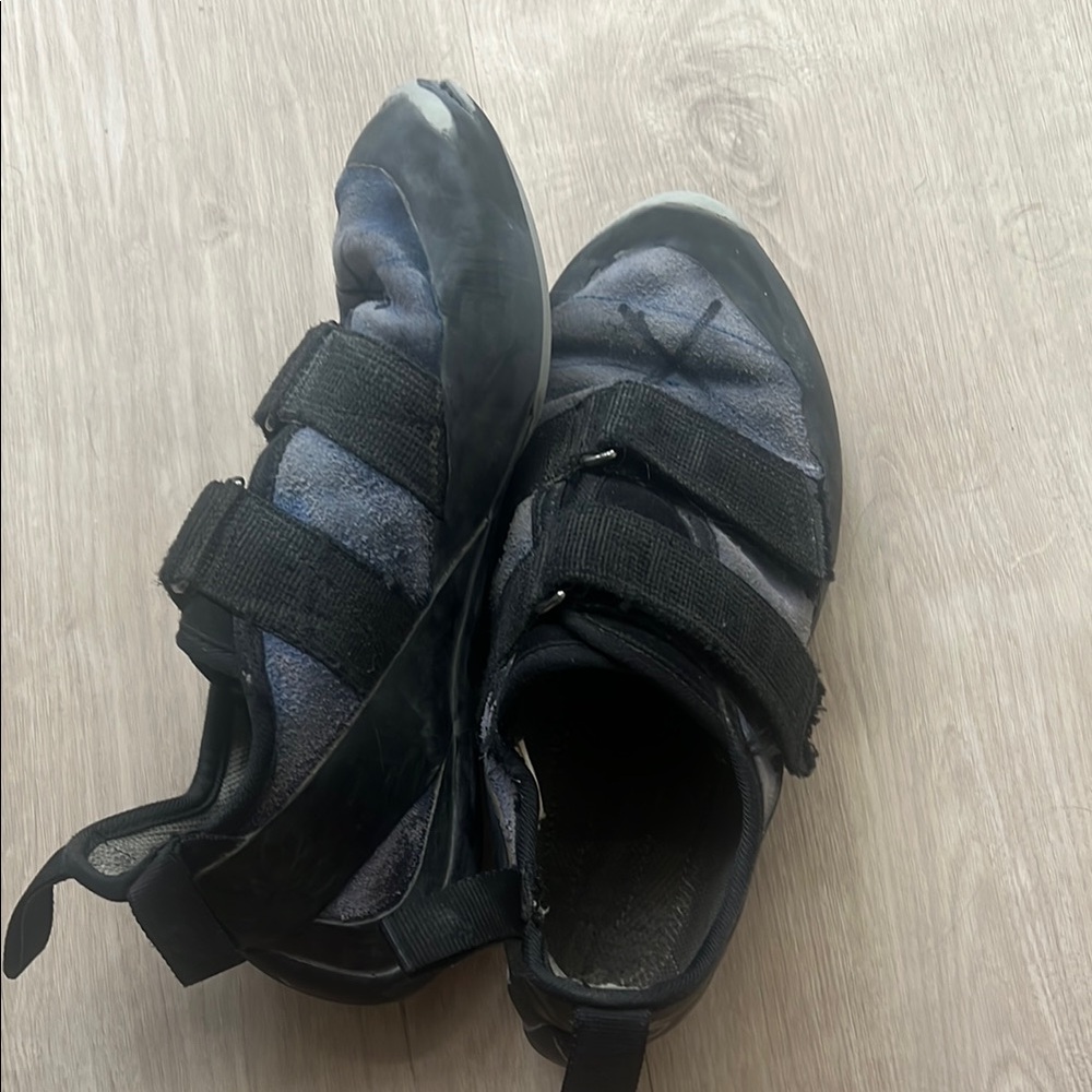 Womens Climbing Shoe Beginner